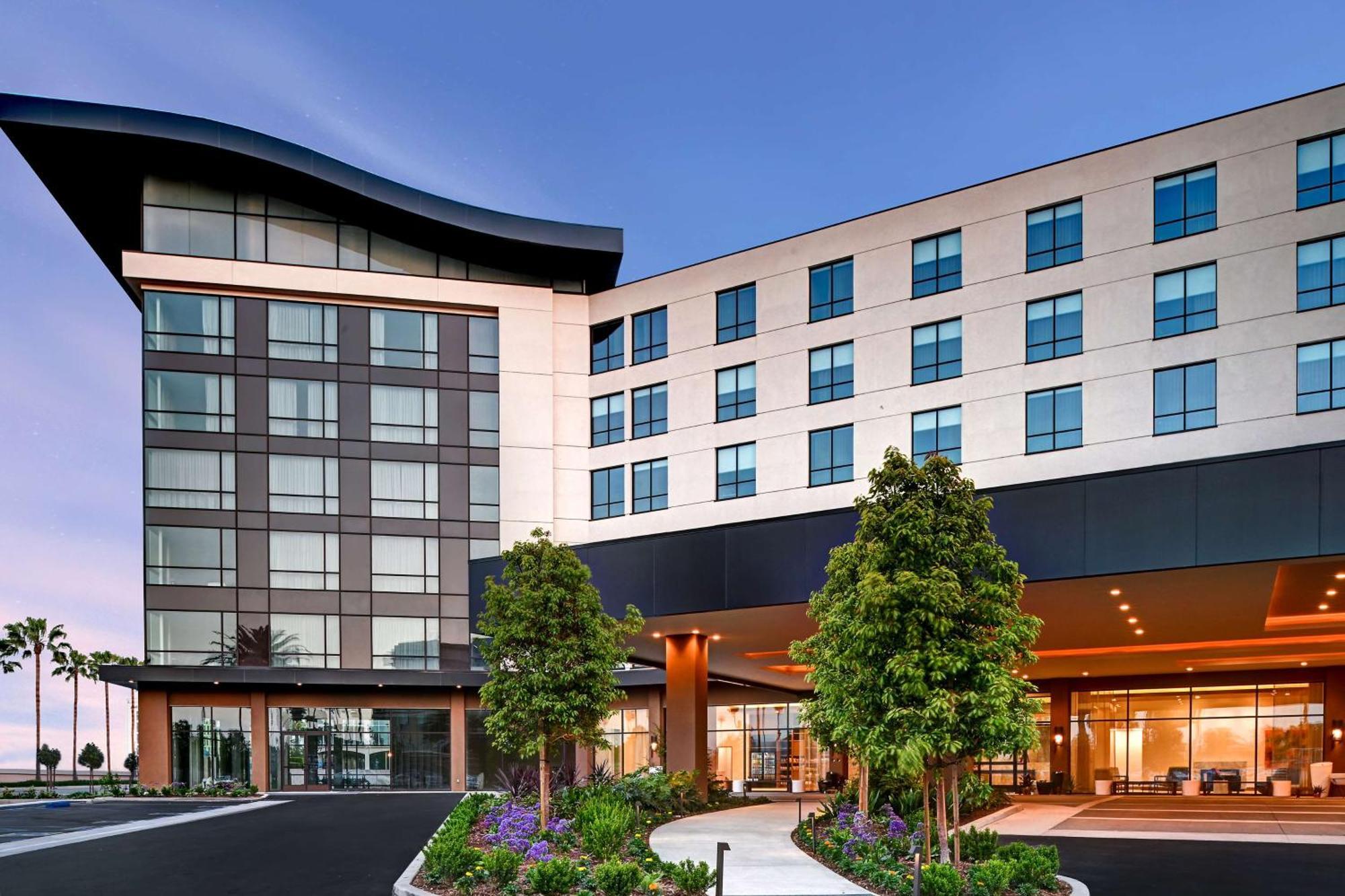 Hilton Garden Inn Anaheim Resort المظهر الخارجي الصورة